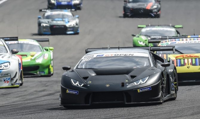 Target Racing punta al podio