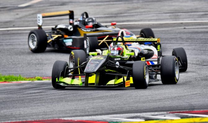 F.3 Austria: Cola campione