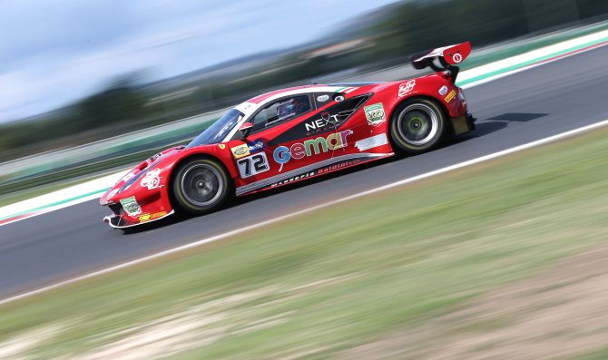 Vallelunga: Lambo-Ferrari nelle libere
