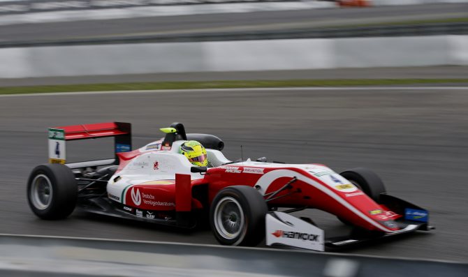 Shvartzman takes pole at Nurburg