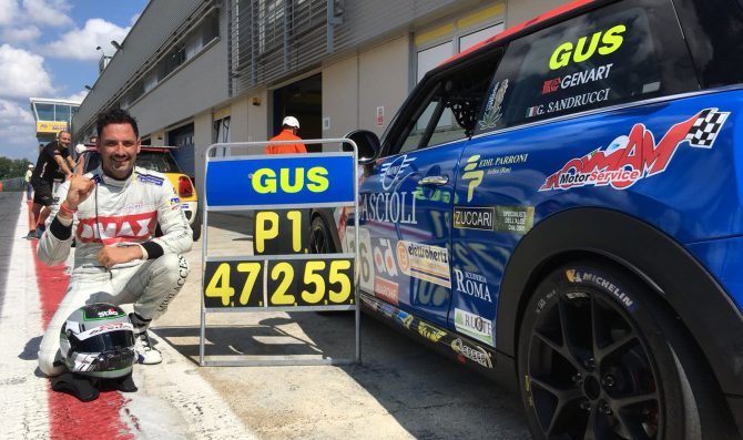 Sandrucci in pole a Vallelunga