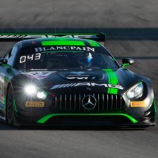 Strakka Mercedes fastest in Barcelona