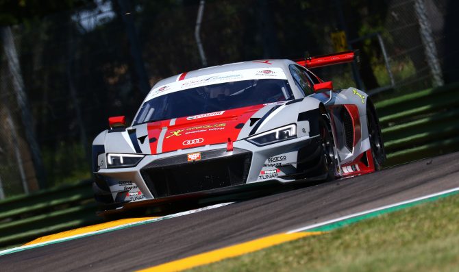 A Imola doppia pole Audi