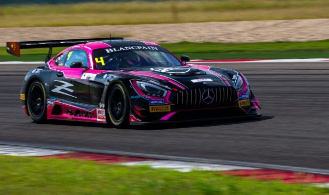 Fontana nel World Challenge Asia