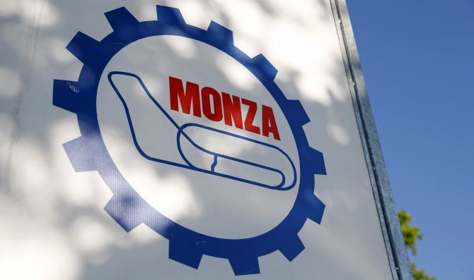 Coronavirus: cancellati i test di Monza