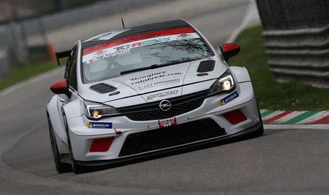 TCR Italy: Argenti cerca il riscatto