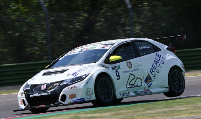 Davide Nardilli con la Honda di MM Motorsport a Imola
