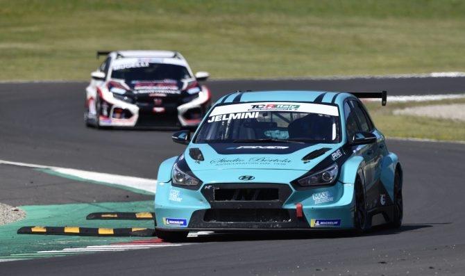 Jelmini leader nelle libere al Mugello