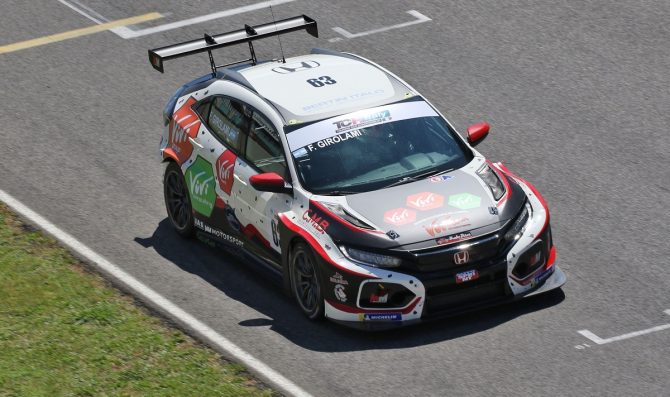 Girolami subito a podio nel TCR Italy con MM Motorsport