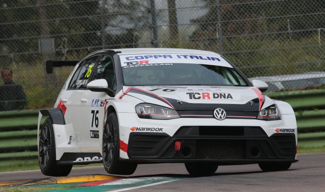 Cappellari torna in pista con la Golf