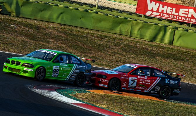Un titolo per le BMW 318 E46