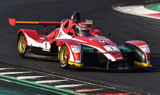 Doppia pole di Giacomo Pollini