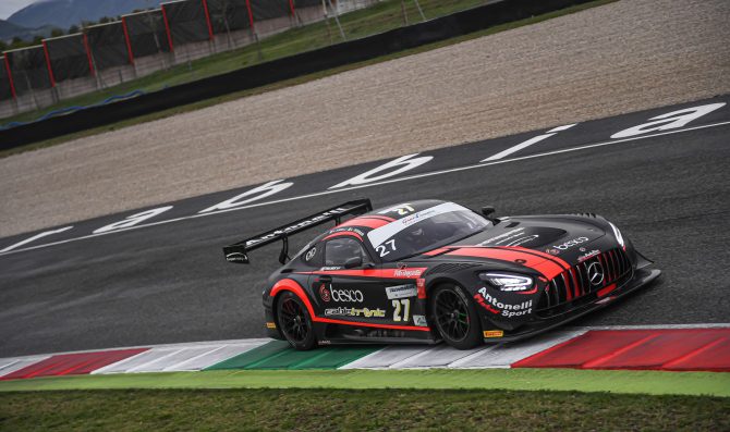 Ferrari-Spinelli trionfali al Mugello