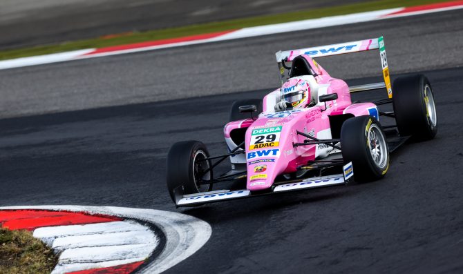ADAC F4: inizia Durksen