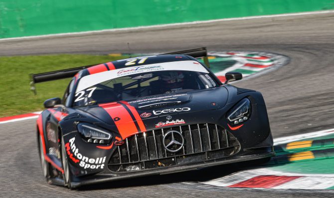 Monza: pole di Zug e Spinelli