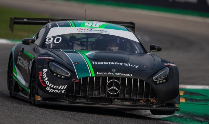 Monza, libere 3: guida Spinelli