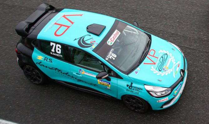 Clio Cup Italia: volata finale a tre