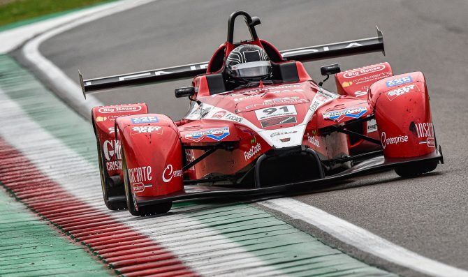 Doppia pole di Pegoraro a Imola