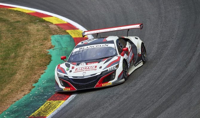 JAS entra nel GT italiano con Nova Race