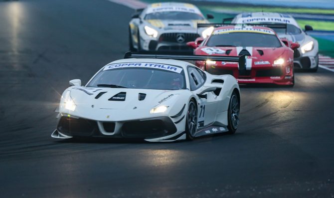 GT: Barbosa vince a Misano