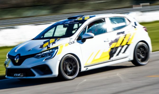 La nuova Clio in pista a Magione