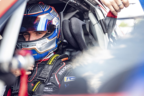 Ombra Racing conferma Caglioni