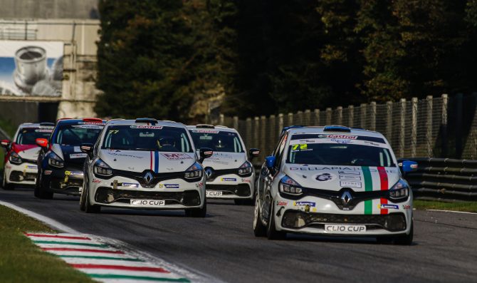 Due trasferte estere per la Clio