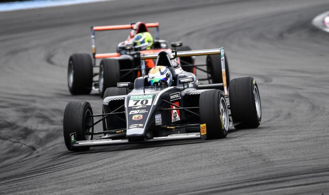 Vince Tramnitz, doppietta US Racing