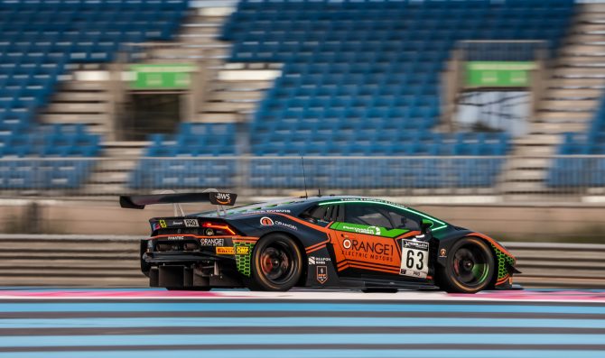 La Lamborghi fa la pole al Ricard