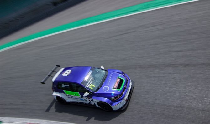Bencivenni sul podio Junior nel TCR DSG Endurance Europe