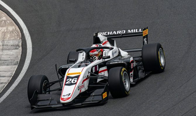 Libere 2: Saucy davanti a Mini’