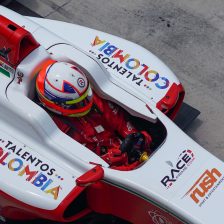 Prima pole di Montoya Jr