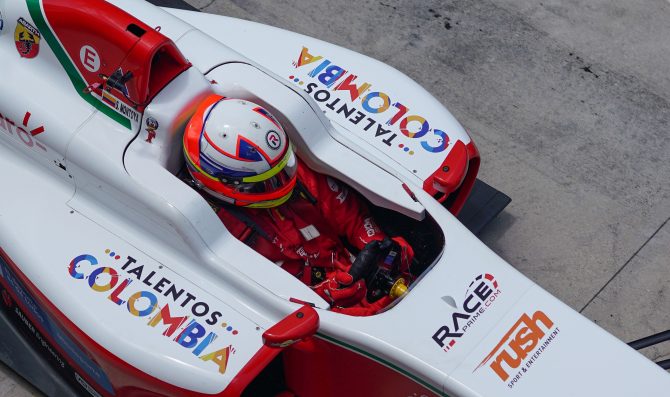 Prima pole di Montoya Jr