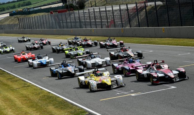 A Imola il penultimo round del Tricolore