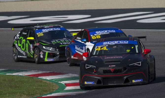 Elite Motorsport chiude al top il TCR Italy