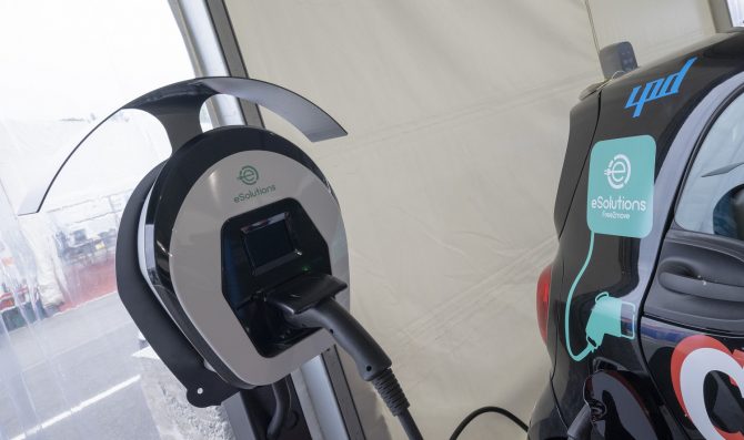 Free2move eSolutions entra nel mondo del motorsport a fianco della smart EQ fortwo e-cup